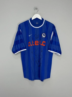 Breathable Design 2000/01 HERTHA BERLIN *SQUAD SIGNED* HOME SHIRT (L) NIKE