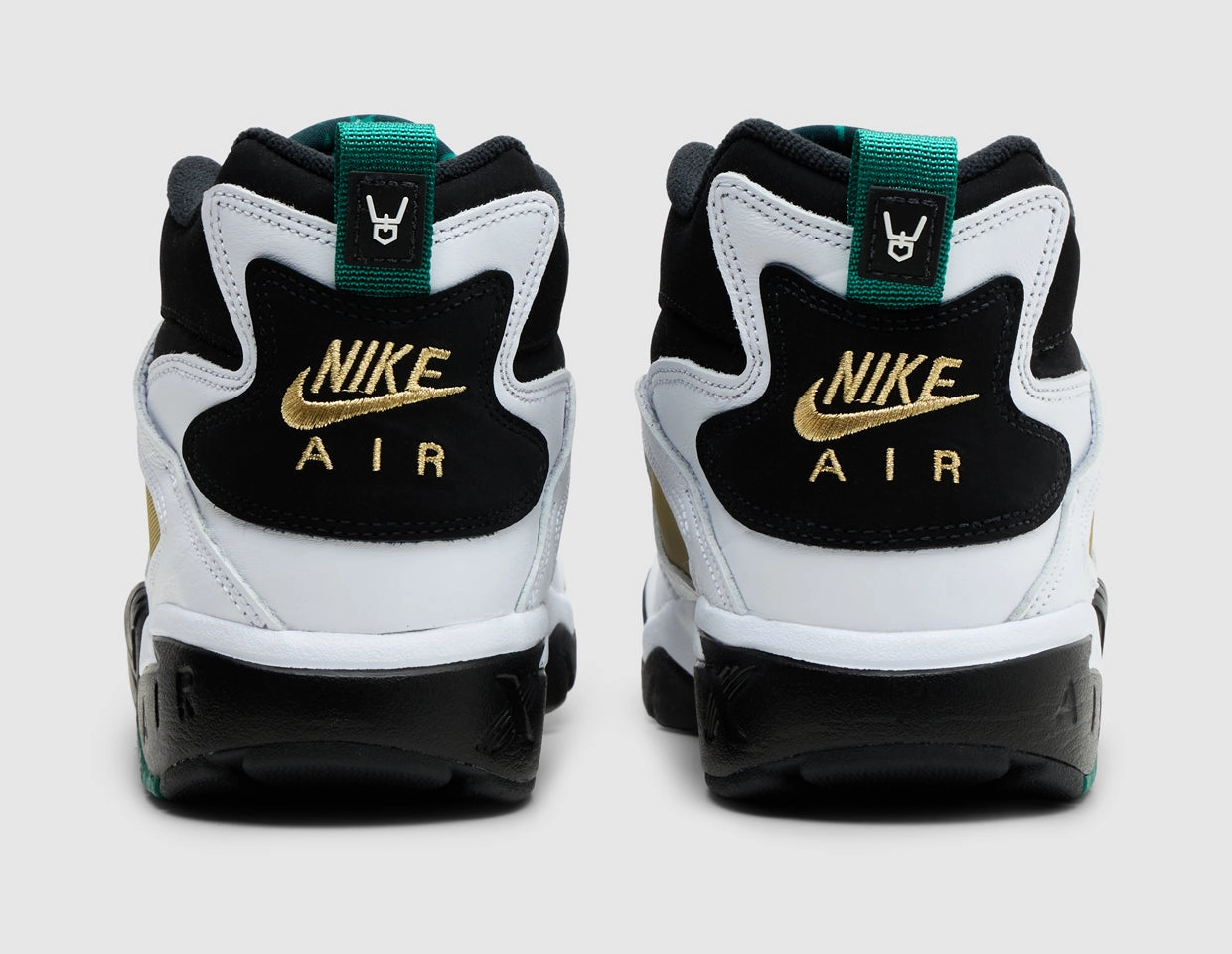 Nike Air Diamond Turf 93 Black / White - Golden Tussah Neutral Style