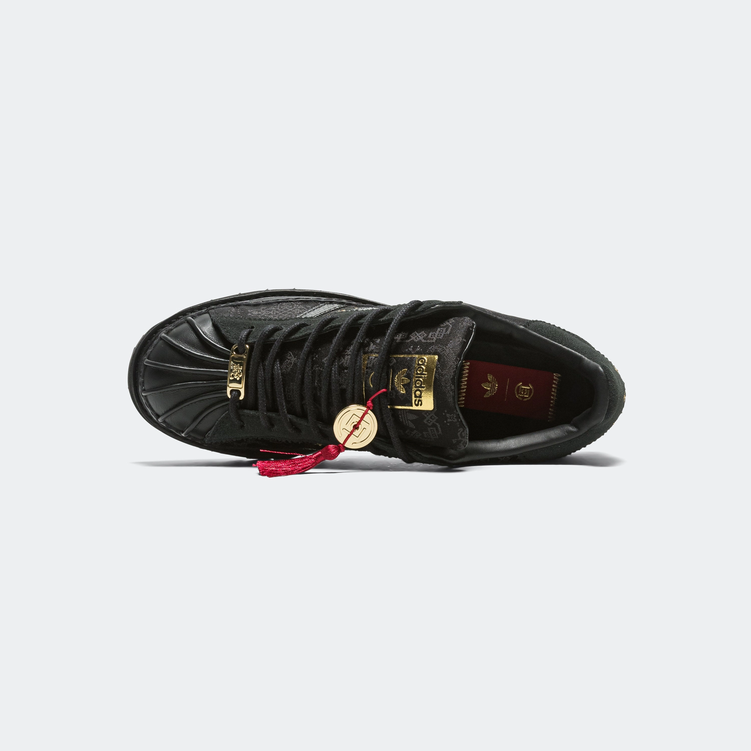 Zero Break In Trend-setting comfort Superstar LNY by Edison Chen x CLOT - Core Black/Carbon-Gold Metallic