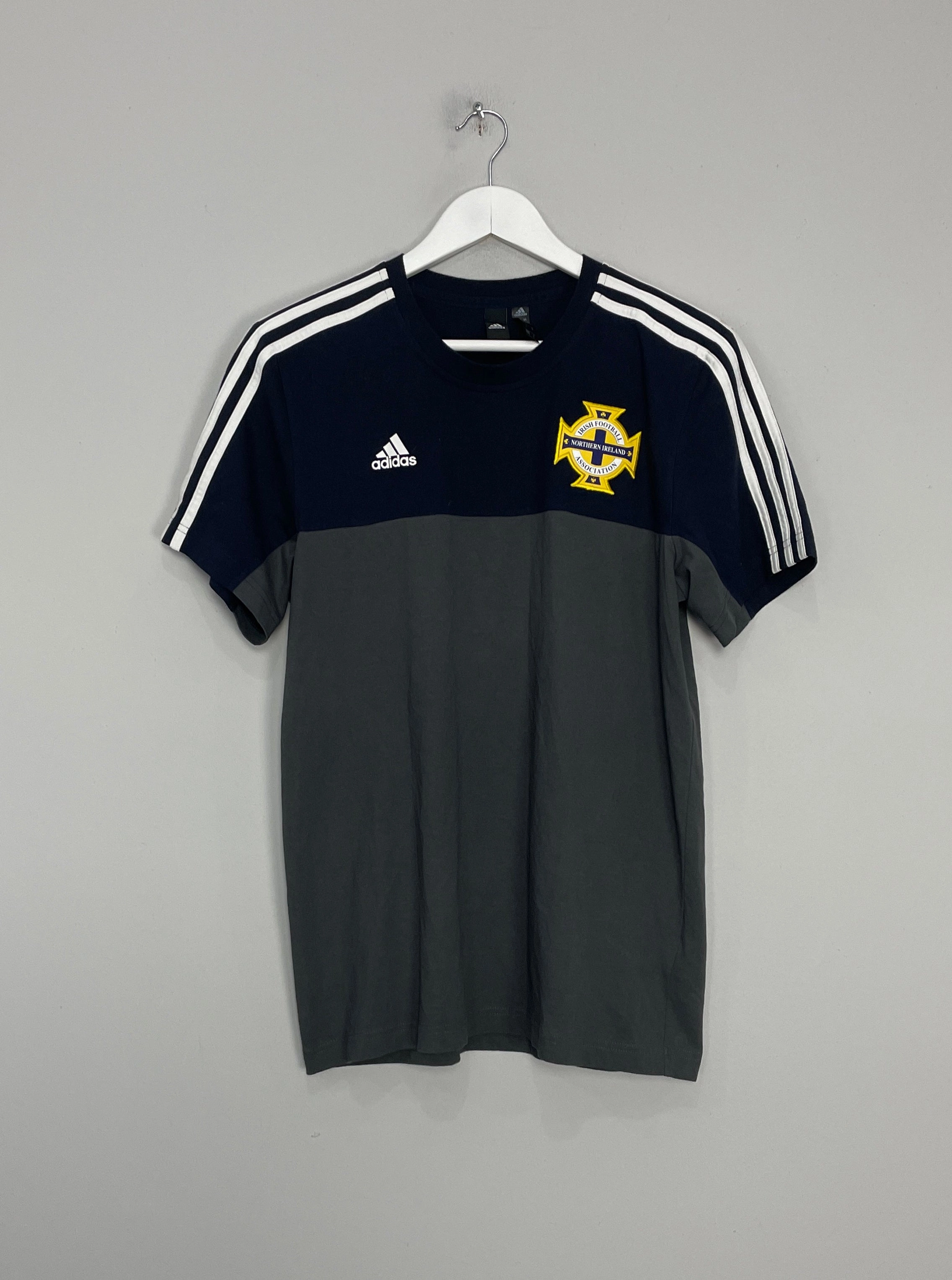 2016/17 NORTHERN IRELAND T-SHIRT (M) ADIDAS Technical Build Gripped Hem Technology