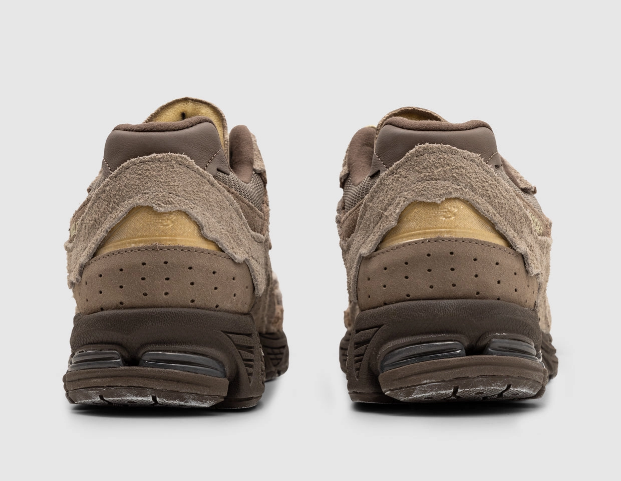 Form Fitting New Balance 2002R Refined Future / Arid Stone - size? exclusive