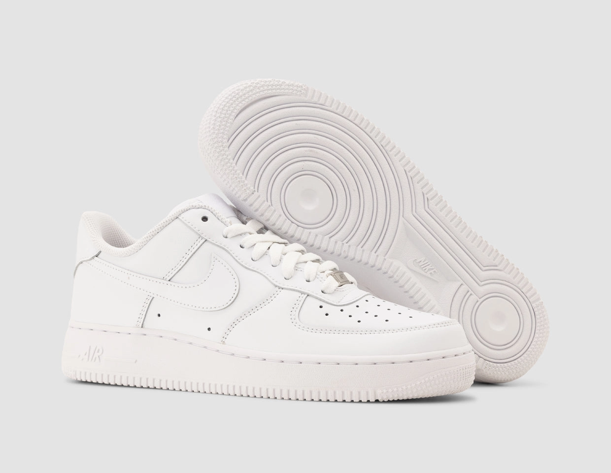 Adjustable Tongue Durable Build Nike Air Force 1 '07 White / White - White