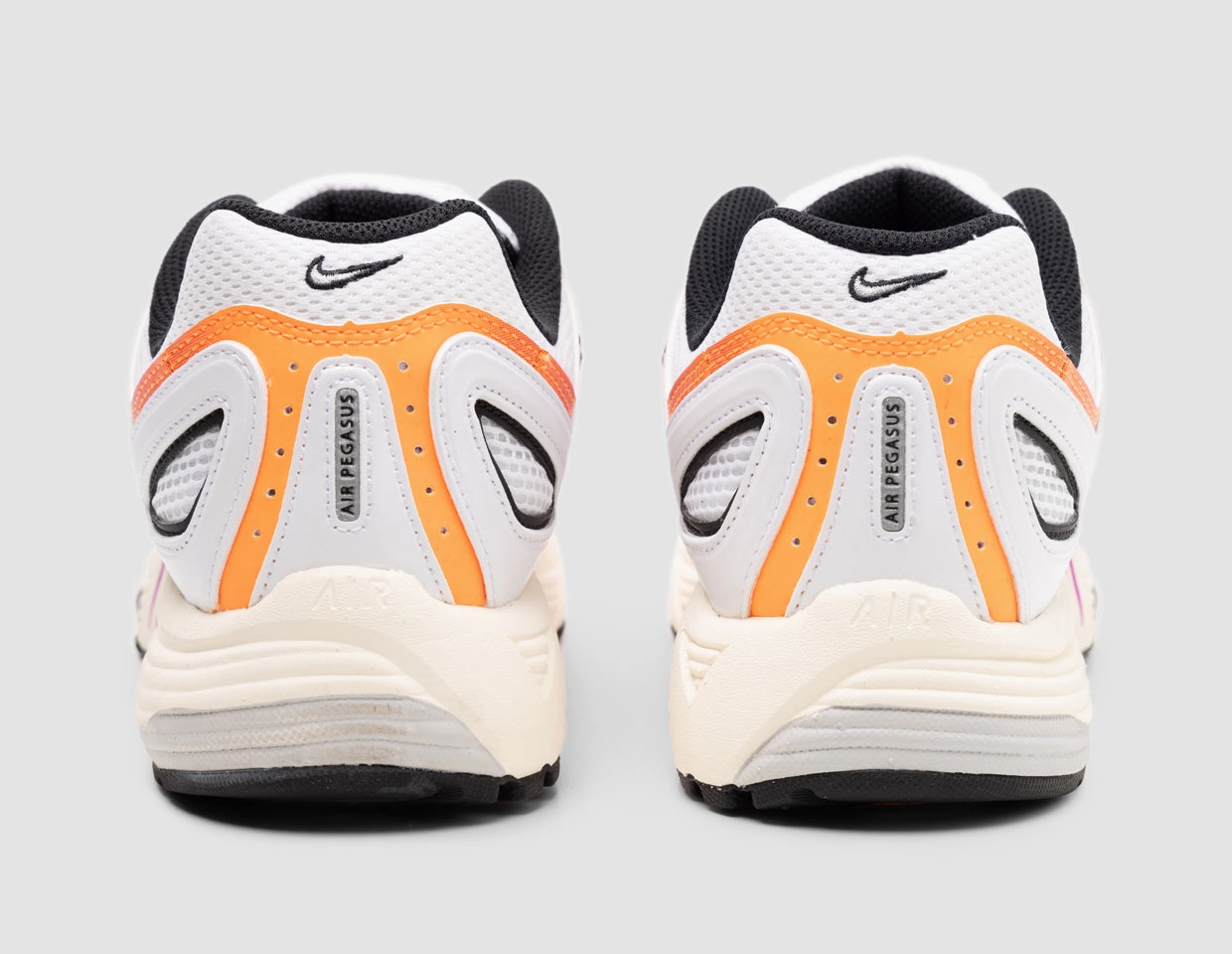 Nike Air Pegasus 2K5 White / Chrome - Total Orange Sockliner Contouring