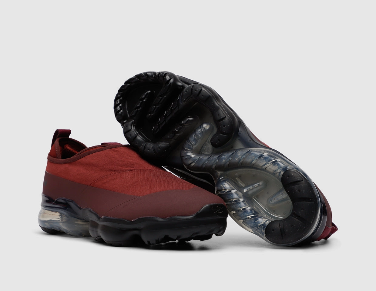 Nike Air VaporMax Moc Roam Dark Team Red / Black - Dragon Red Anti Slip Outsole Iconic arch