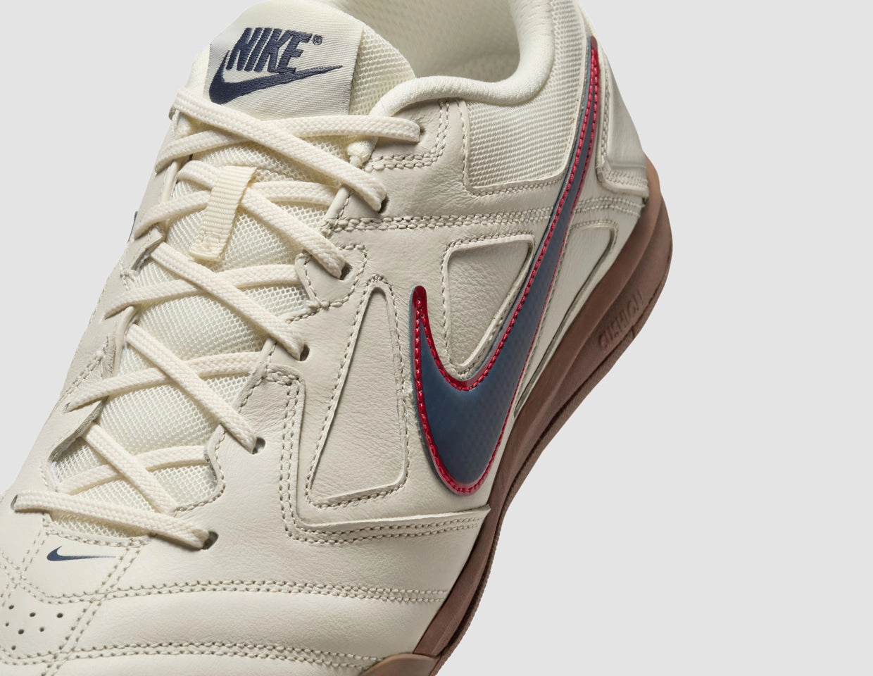 Responsive Choice Nike Gato Pale Ivory / Thunder Blue - University Red