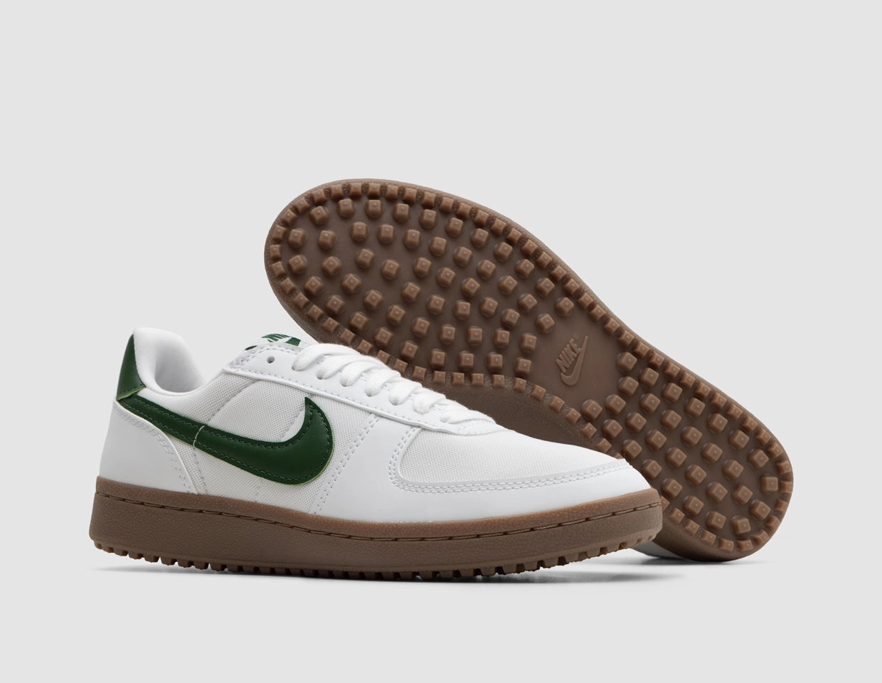 Nike Women's Field General White / Gorge Green - Dark Gum Pure Fit