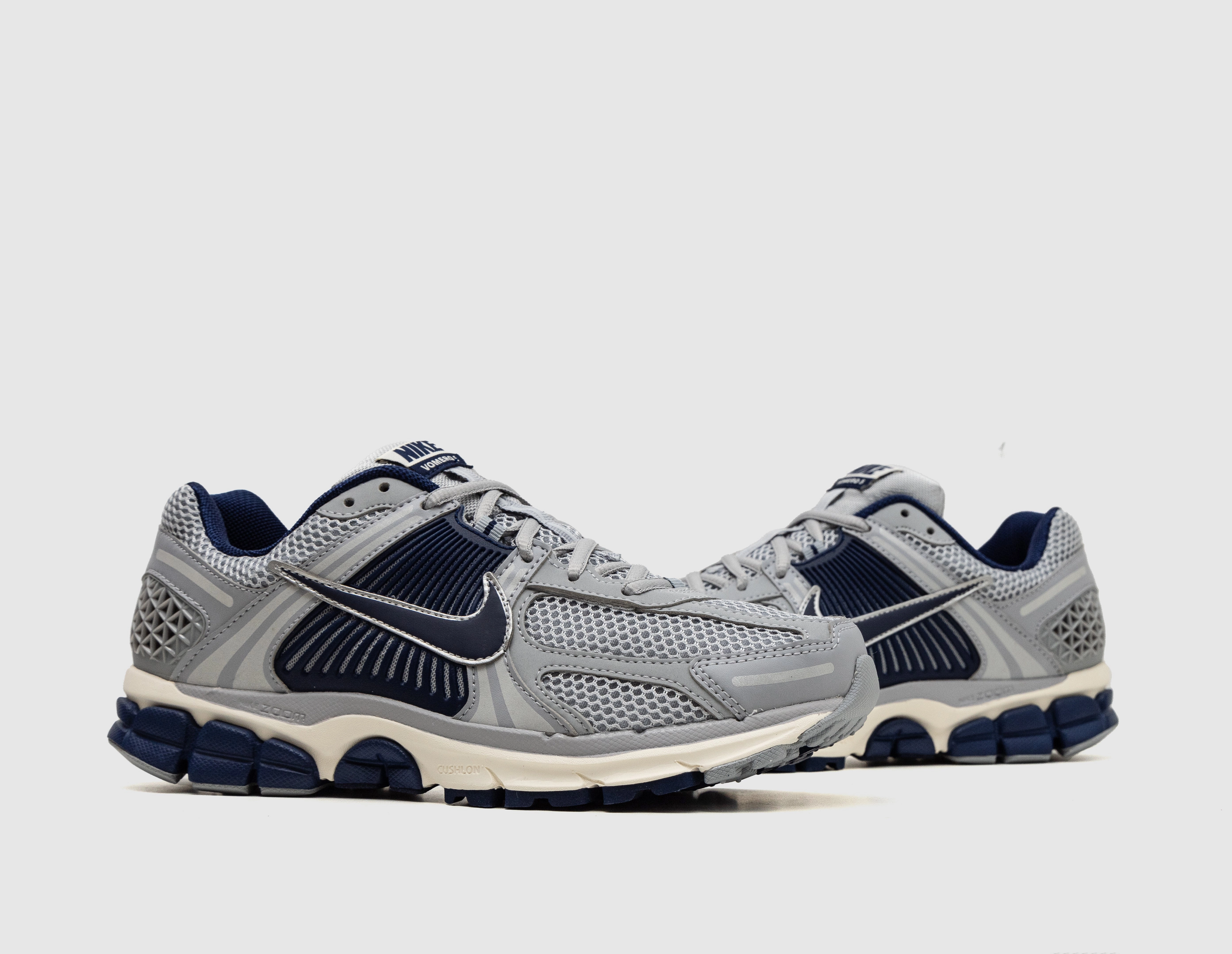 Auxetic Material Construction Nike Zoom Vomero 5 Vast Grey / Blue Void - Wolf Grey