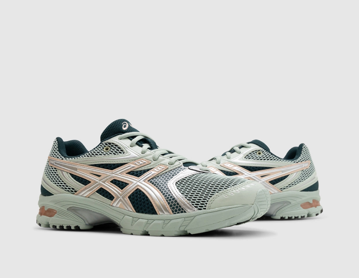 ASICS GEL-DS Trainer 14 Lichen Rock / Pure Silver Heat Release Balanced Ride