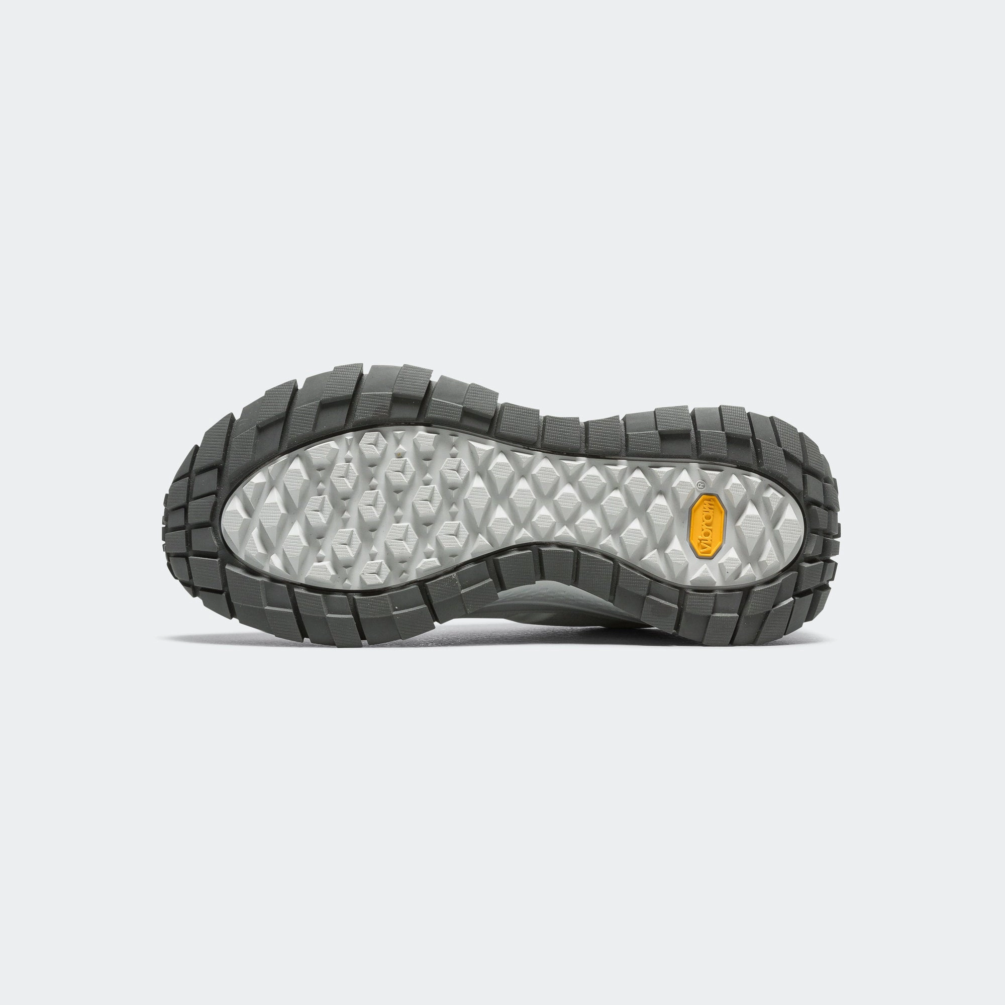 Old Skool 36 Trail Vibram - White/Grey Comfortable Design Features Slip Resistant Surface