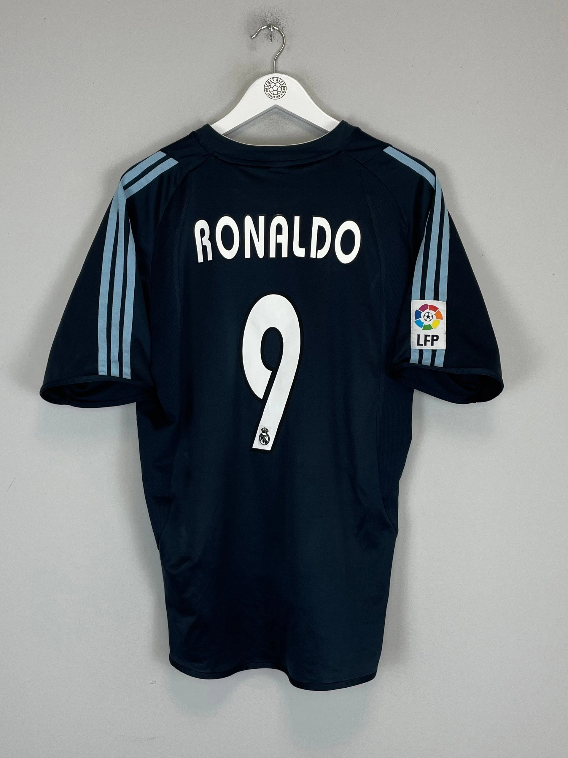 Soft Touch Material Gripped Hem Technology 2003/04 REAL MADRID RONALDO #9 AWAY SHIRT (L) ADIDAS
