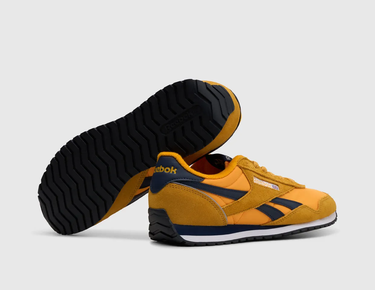Secure Foam Reebok Classic AZ Collegiate Gold / Vector Navy