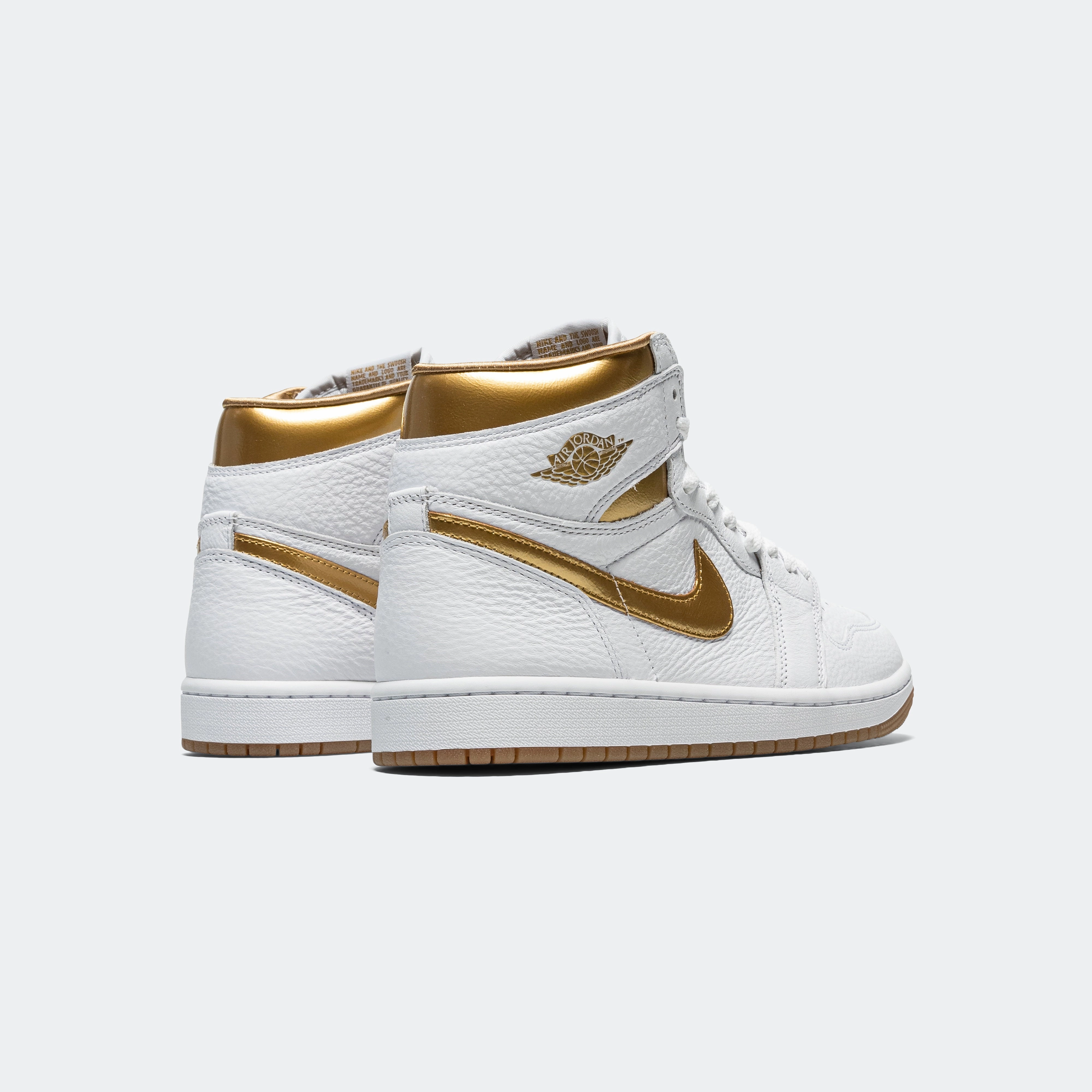 Womens Air Jordan 1 Retro High OG - White/Metallic Gold-Gum Light Brown Neutral Stance