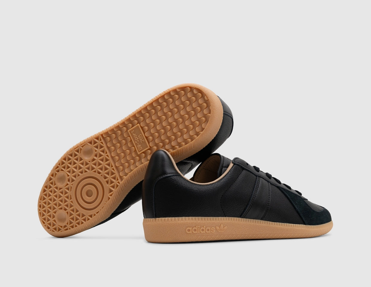 Gel Infused Cushioning Odor Control Treatment adidas Originals BW Army Lux Core Black / Core Black - Gum