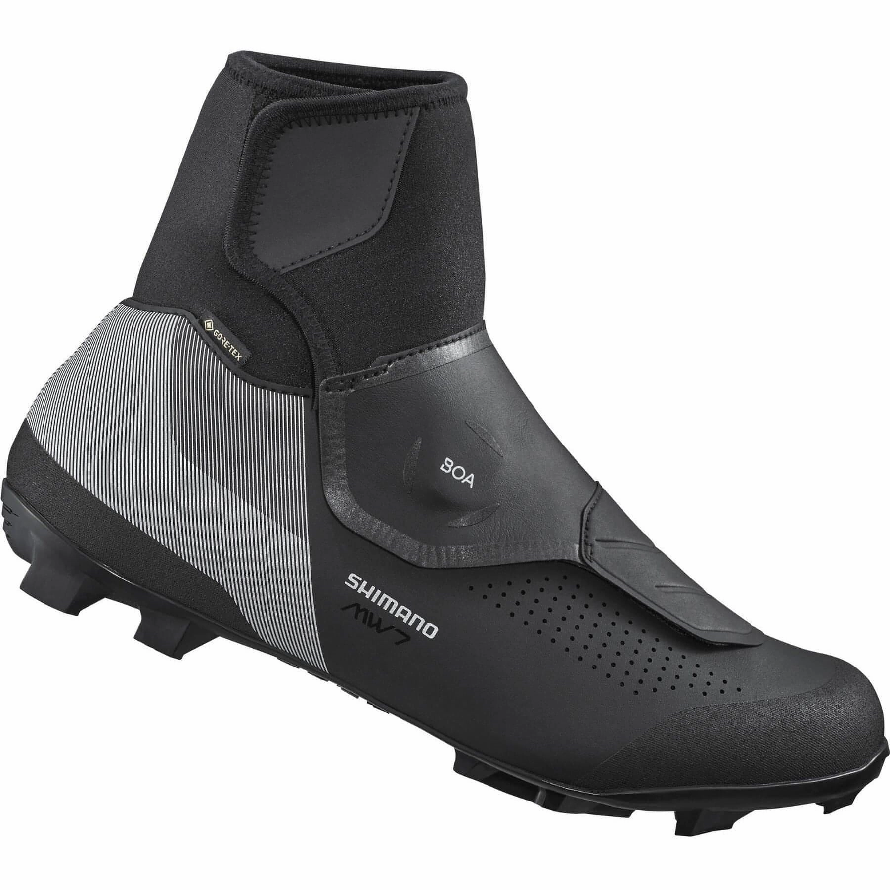 Shimano MW702 GORE-TEX Mens MTB Cycling Boots - Black Stylish performance Ergonomic Heel Cup Design