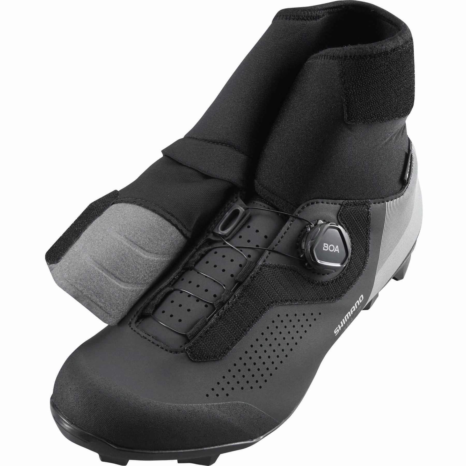 Cushioned Walk Shimano MW702 GORE-TEX Mens MTB Cycling Boots - Black