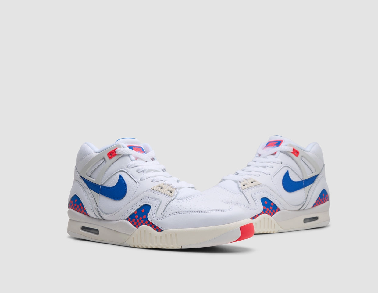 Nike Air Tech Challenge II White / Royal Blue - Laser Crimson Sneaker Socks