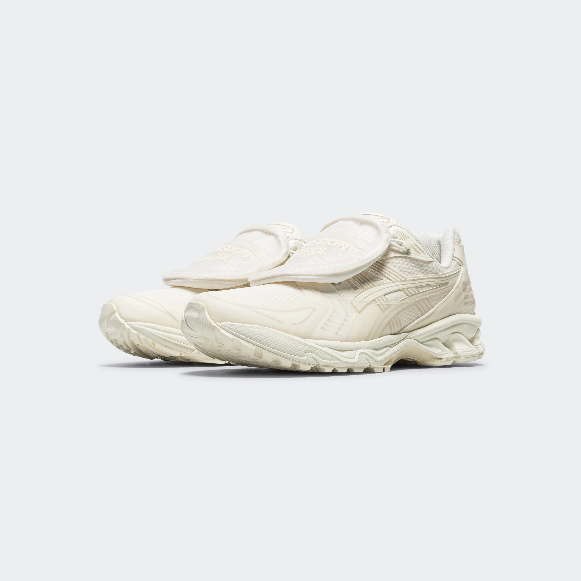 GEL-Kayano 14 x SBTG x Limited Edt - Cream Supportive Heel Ventilated Perforations