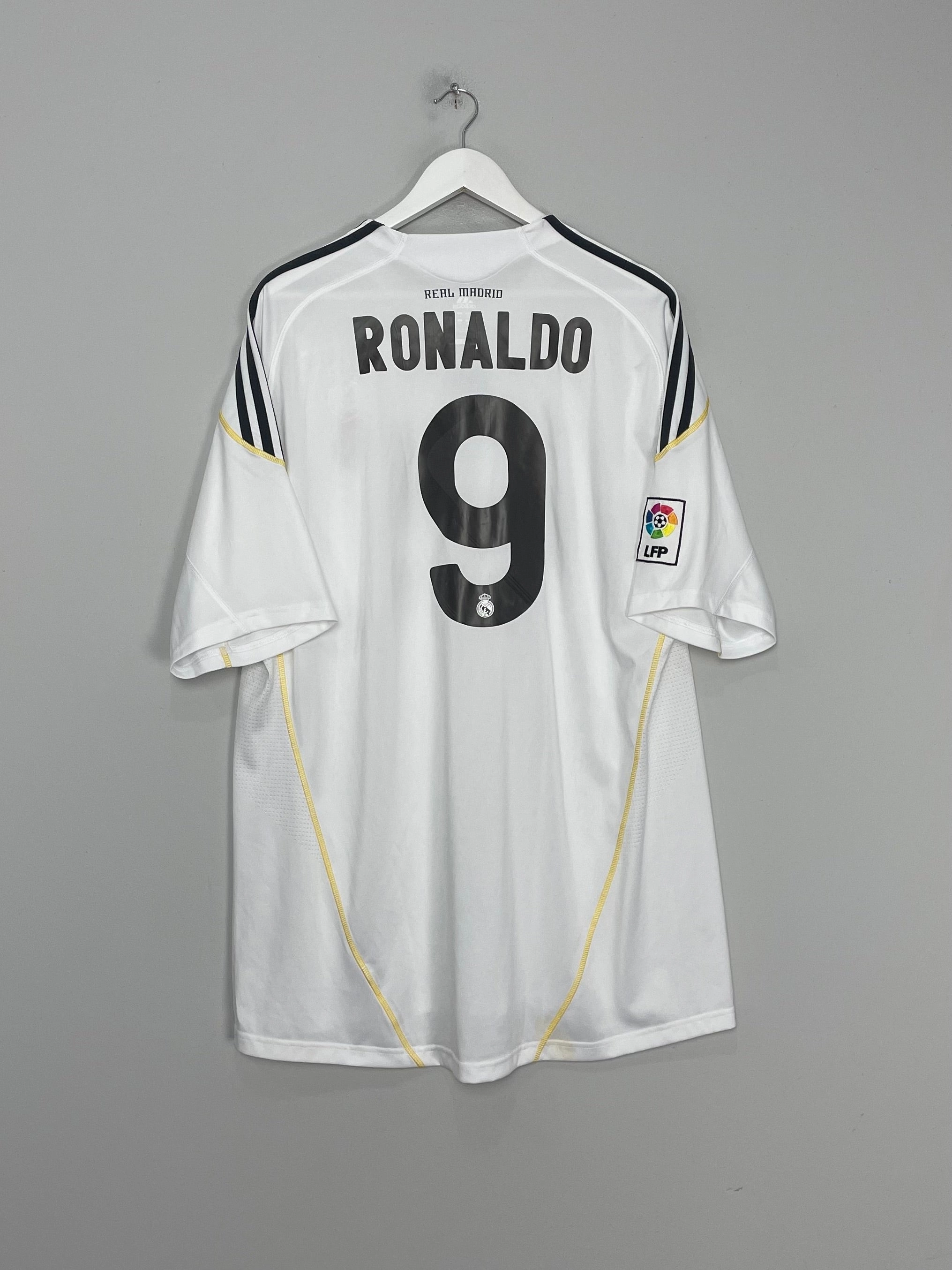 Breathable Performance 2009/10 REAL MADRID RONALDO #9 HOME SHIRT (XXL) ADIDAS