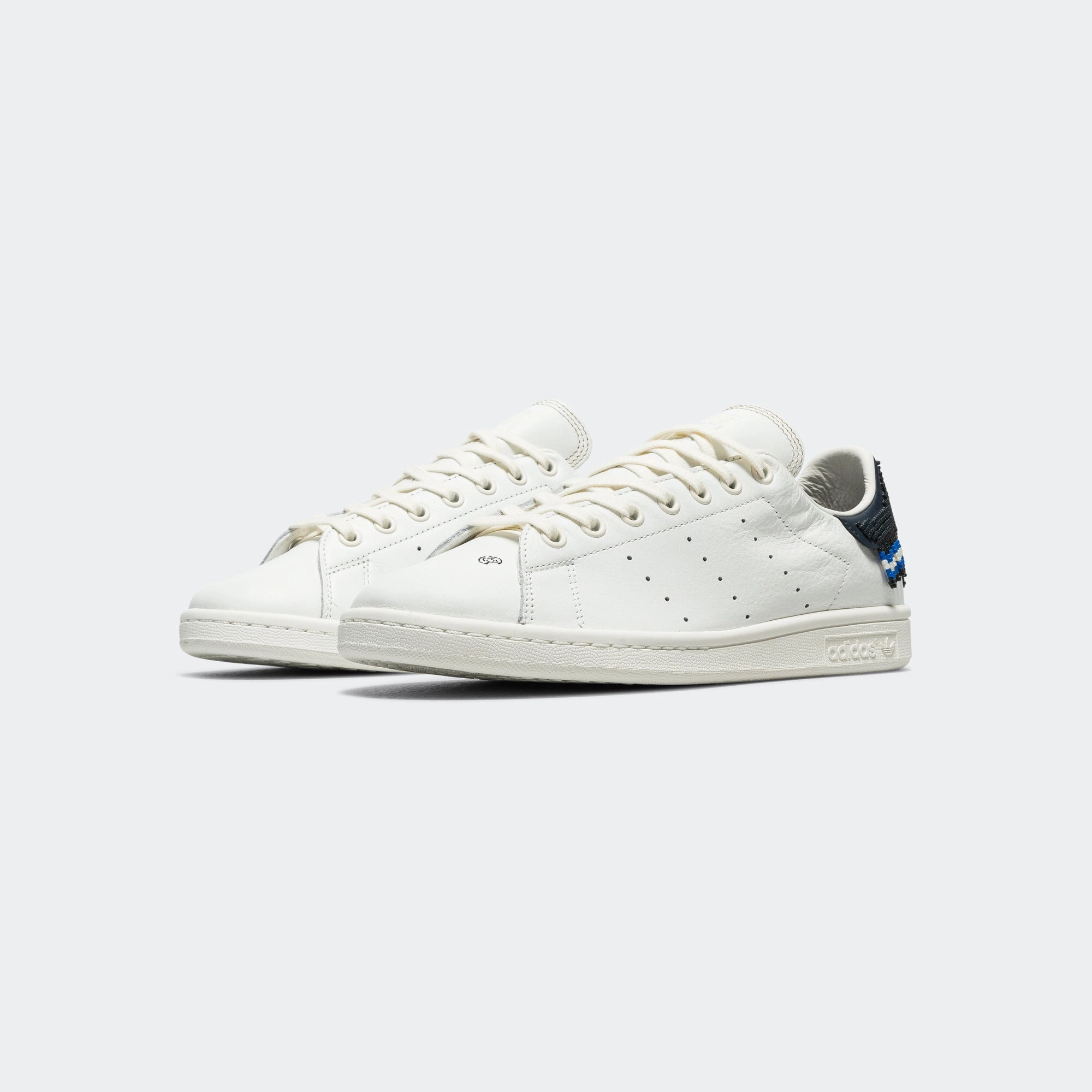 Stan Smith by Edison Chen x CLOT - Core White/Night Navy Torsional Rigidity Plate slim fit