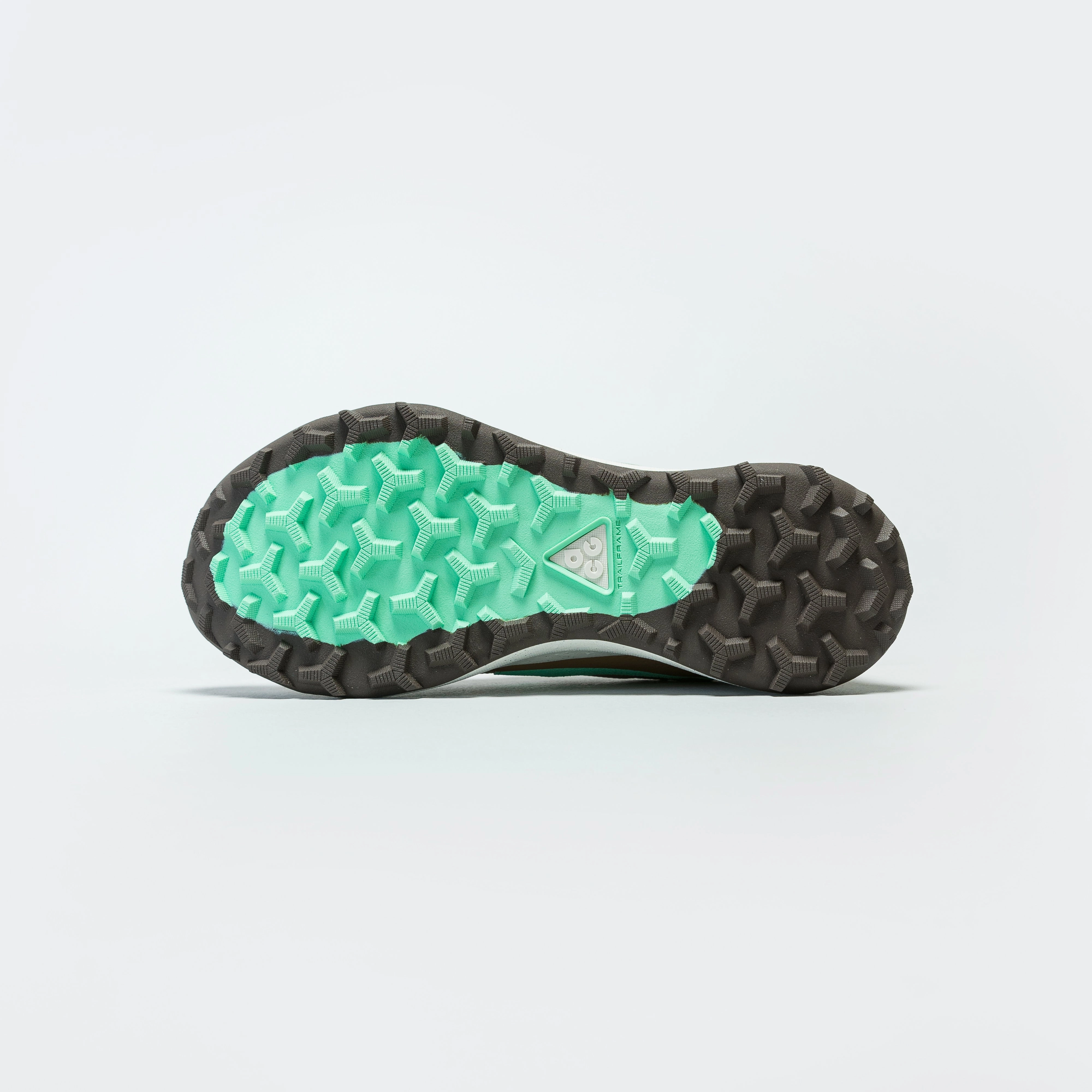 ACG Lowcate - Limestone/Green Glow/Dk. Driftwood Sneaker Functionality Hyper Responsive Cushion