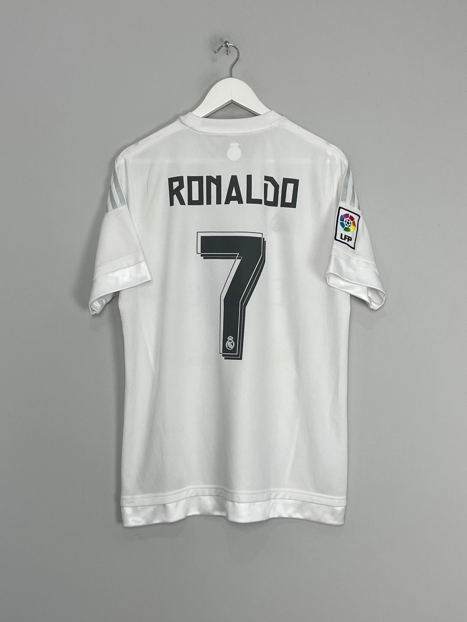 Tight Knit 2015/16 REAL MADRID RONALDO #7 HOME SHIRT (L) ADIDAS