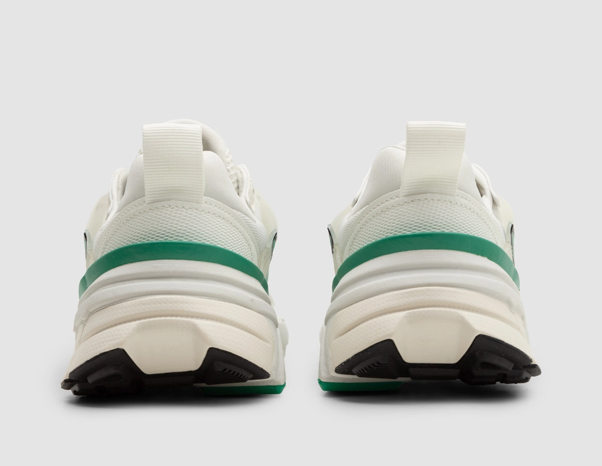 Nike Women's V2K Run Sail / Stadium Green - Pale Ivory Boosted touch Universal Look