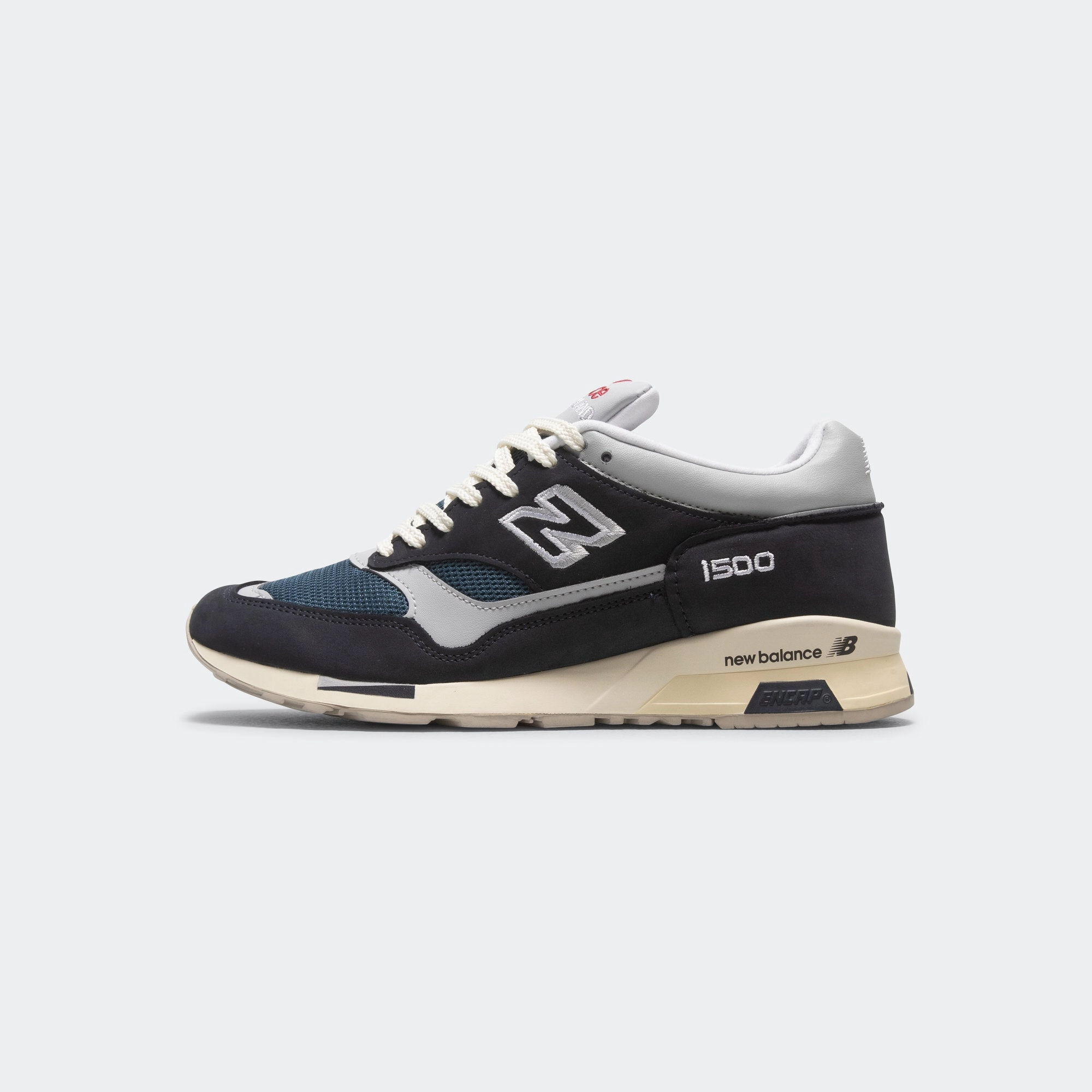 Balanced Curve City Wear U1500VNV