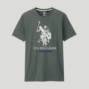 US Polo Assn  Round Neck T shirt Light Outfit Subtle Details