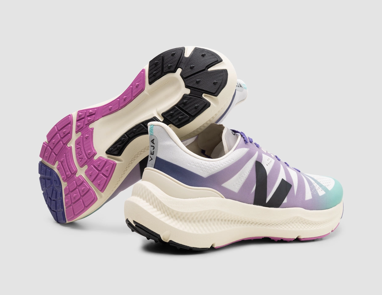 VEJA Women's Condor 3 Light Grey / Black - Gradient Torsion Response Unit