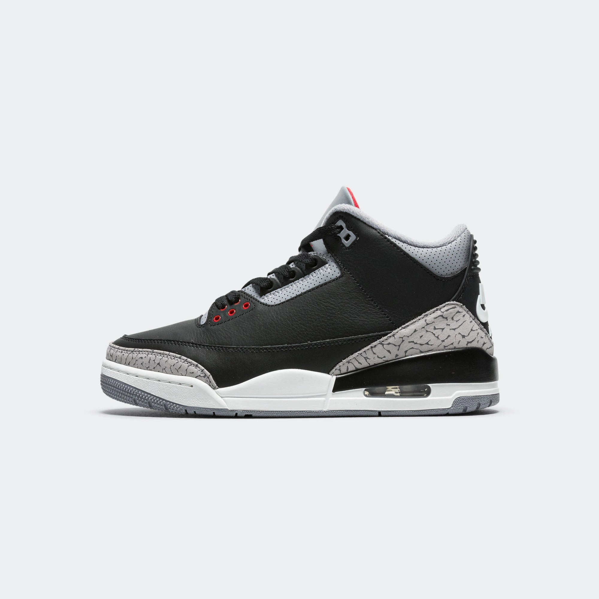 Unidirectional Airflow Vents Air Jordan 3 Retro - Black/Fire Red-Cement Grey-Summit White